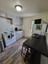 423 Schuyler St in Syracuse, NY - Building Photo - Building Photo