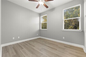 2709 Hardy St in Houston, TX - Building Photo - Building Photo