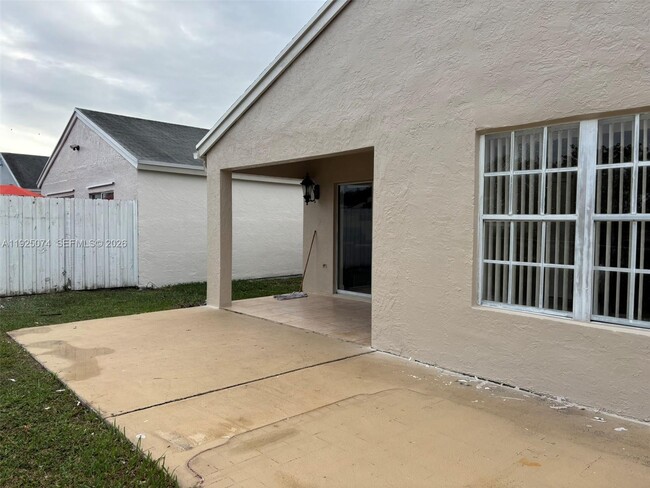 7331 SW 149th Ct in Miami, FL - Building Photo - Building Photo