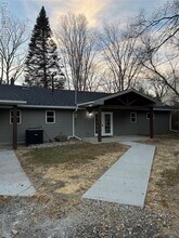 7889 Chilson Rd in Pinckney, MI - Building Photo - Building Photo