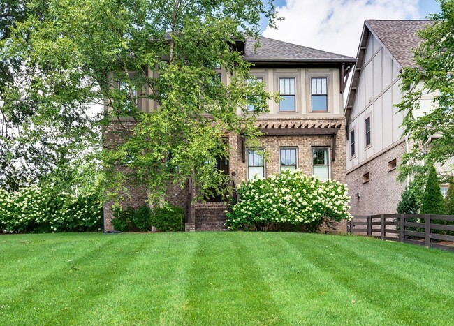 property at 2314 Warfield Ln