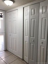 17000 NW 67th Ave-Unit -124 in Hialeah, FL - Building Photo - Building Photo