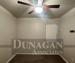 3812 Honeysuckle Dr in Carlsbad, NM - Building Photo - Building Photo