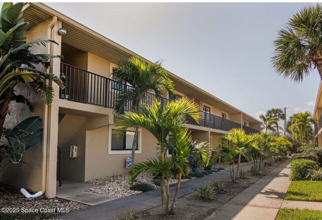 110 Desoto Pkwy in Satellite Beach, FL - Building Photo