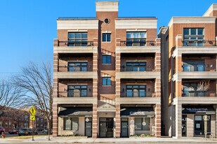 1836 W Foster Ave, Unit 2W in Chicago, IL - Building Photo