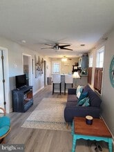 4039 1st St in Chesapeake Beach, MD - Building Photo - Building Photo