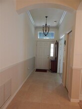 6433 Bridgecrest Dr in Fish Hawk, FL - Building Photo - Building Photo