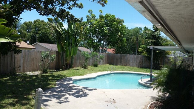 636 Tulane Ave