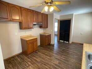 1019 Grove St in Danville, IL - Building Photo - Building Photo