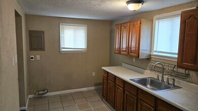 5304 Woodward St in Wayne, MI - Building Photo - Building Photo