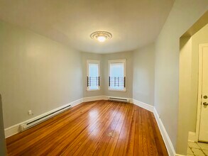 8 Coleman St, Unit #1 in Boston, MA - Foto de edificio - Building Photo