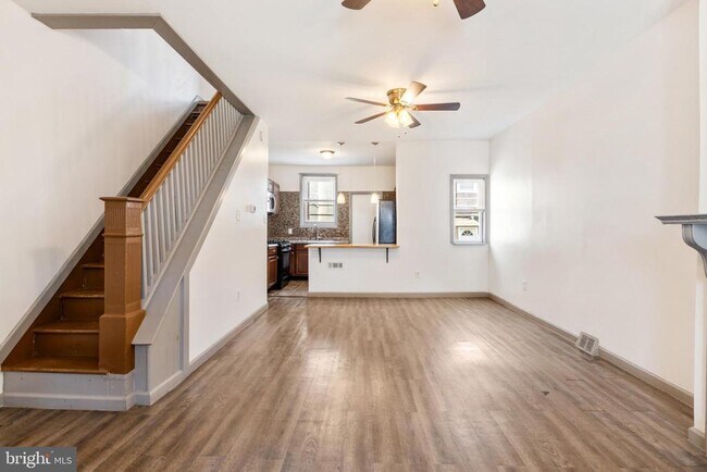 property at 1435 N Allison St