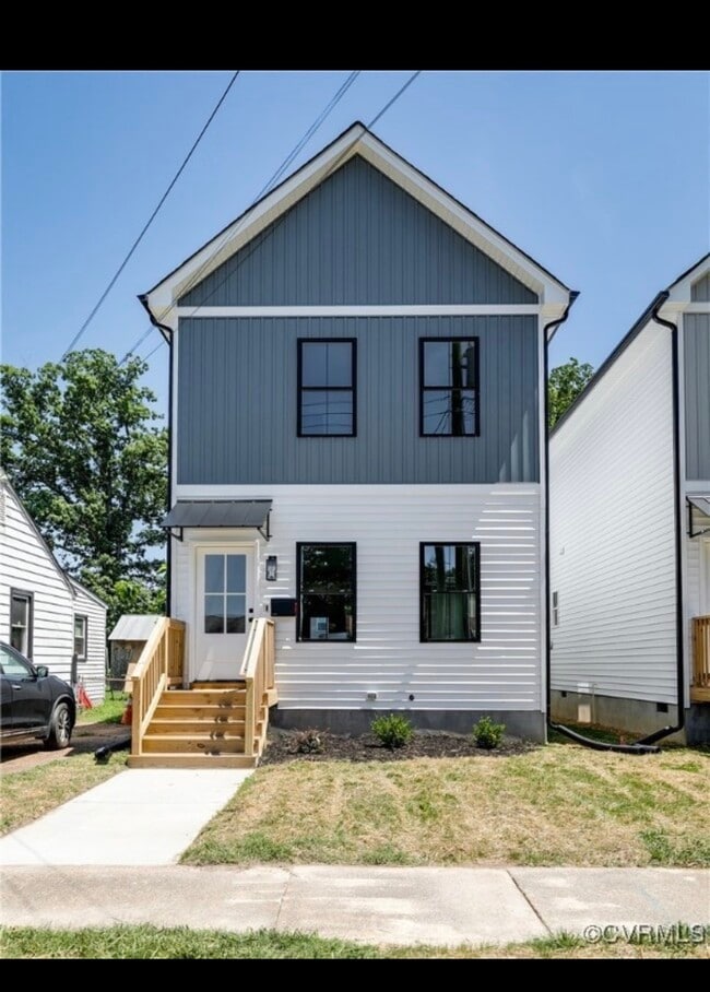 property at 610 Akron St