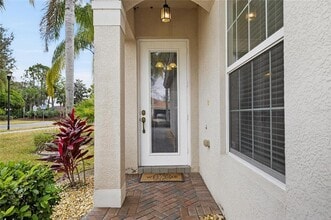 15802 Cobble Mill Dr in Wimauma, FL - Building Photo - Building Photo