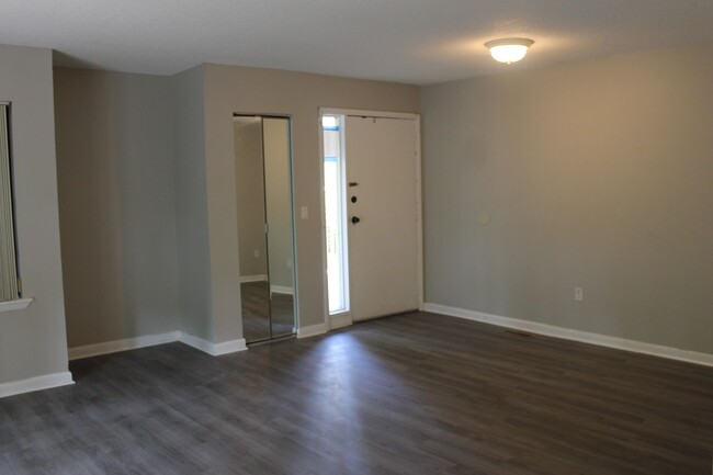 53 Delander Ct in Hilton Head Island, SC - Building Photo - Building Photo
