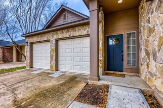4216 Flat Stone Ct in Round Rock, TX - Building Photo - Building Photo