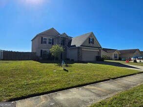 127 Cedar Cir Dr in Kingsland, GA - Building Photo - Building Photo
