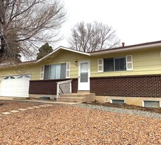 5486 Mira Loma Cir in Colorado Springs, CO - Building Photo