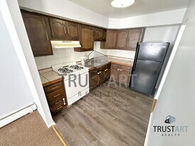 6022 Hegerman St in Philadelphia, PA - Building Photo