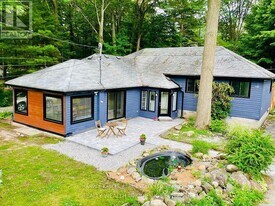 3934 Alcina Ave in Innisfil, ON - Building Photo