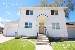 855 S 3rd Ave in Pocatello, ID - Building Photo