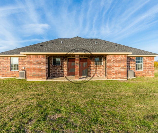 property at 2826 Jerry Mashek Dr