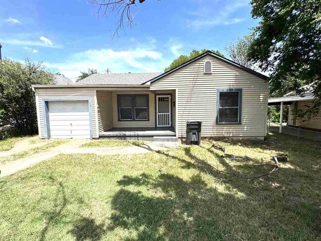 property at 2005 Joline St