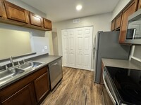 29 Beri Dr, Unit 29U in Asheville, NC - Building Photo - Building Photo