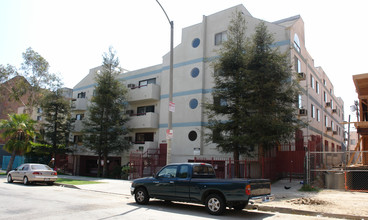 Fedora Apartments in Los Angeles, CA - Building Photo - Building Photo