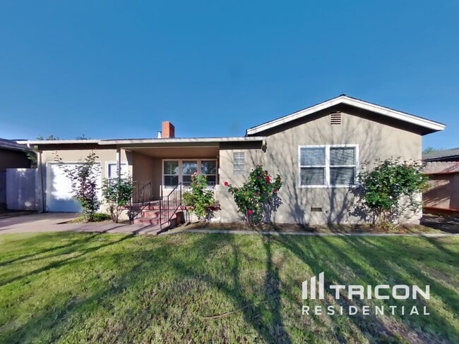 1409 Albany Ave