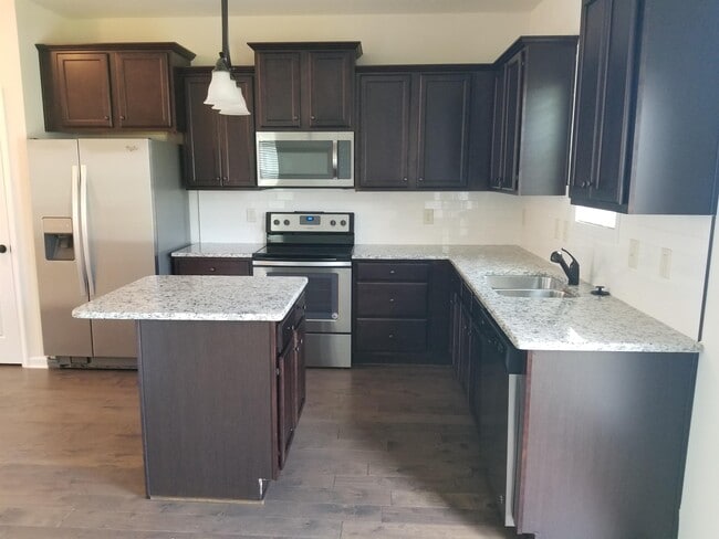 20 Manito Pl in Clayton, NC - Building Photo - Building Photo