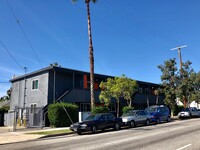 5366 San Vicente Blvd, Unit 1 in Los Angeles, CA - Building Photo - Building Photo