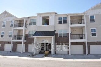 4076 W 1530 N EE-301 in Lehi, UT - Building Photo - Building Photo