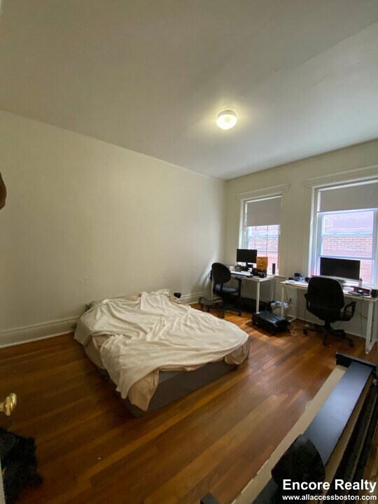 5 Walbridge St in Boston, MA - Foto de edificio