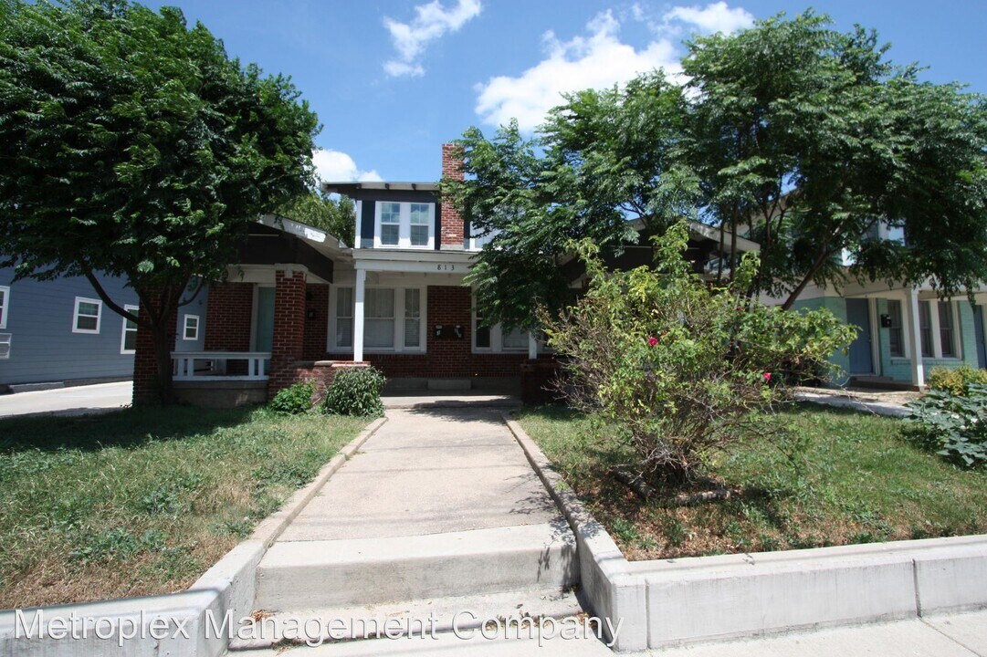 813 May St-Unit -Unit 1 in Fort Worth, TX - Foto de edificio