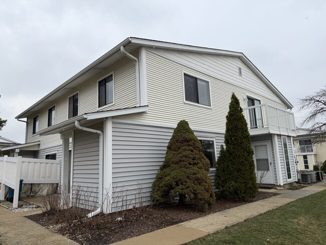 property at 721 Sunfish Pt