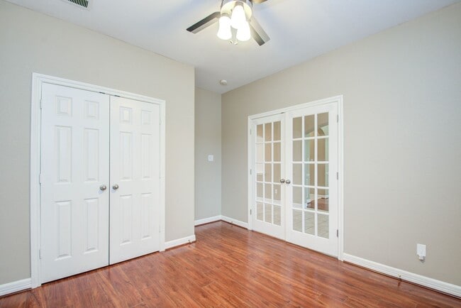 property at 6707 Gable Wing Ln