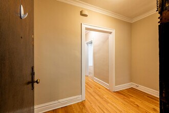 4424 N Lavergne Ave in Chicago, IL - Building Photo - Building Photo