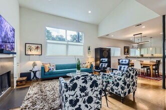 1211 W Mary St in Austin, TX - Building Photo - Building Photo