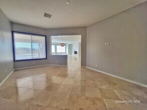 2 Kittansett Loop in Henderson, NV - Building Photo - Building Photo