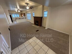 1217 W 47th St in Kansas City, MO - Building Photo - Building Photo