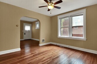 7702 Lile Ave in Richmond Heights, MO - Building Photo - Building Photo