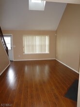 303 Classon Ct in Franklin Township, NJ - Building Photo - Building Photo
