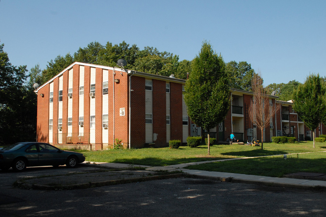 Berkeley Garden Apartments in Bayville, NJ - Foto de edificio