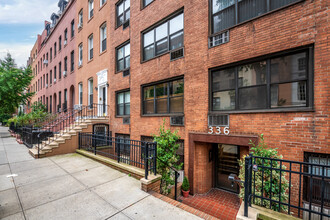 336 E 50th St in New York, NY - Building Photo - Building Photo