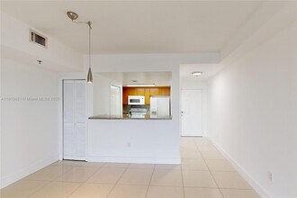 1650 Coral Wy in Coral Gables, FL - Building Photo - Building Photo