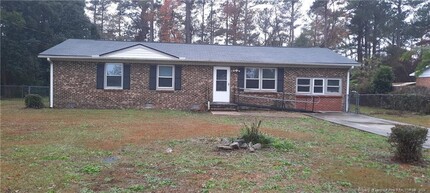 753 Goodyear Dr in Spring Lake, NC - Building Photo - Building Photo