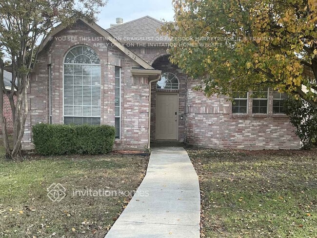 property at 2012 Creek Royal Dr