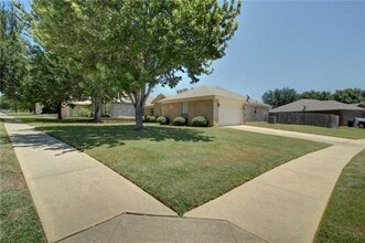 5000 Ivycrest Trail in Arlington, TX - Building Photo - Building Photo