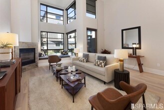 700 Illinois St in San Francisco, CA - Building Photo - Building Photo